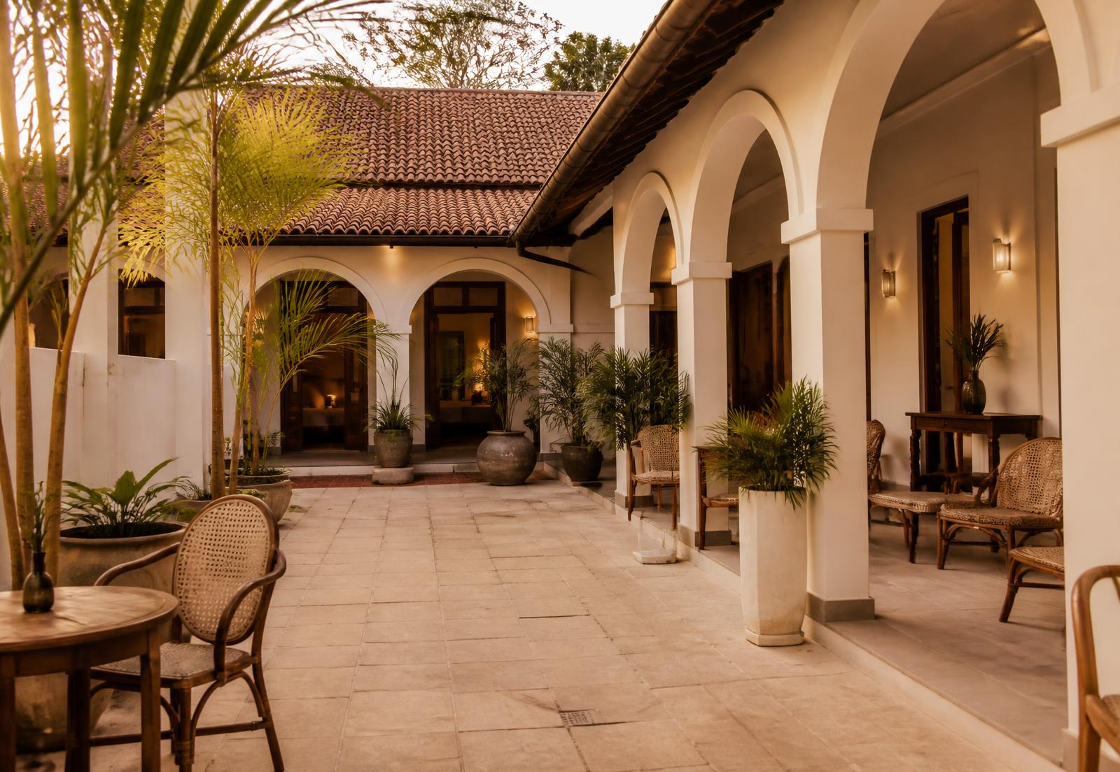 Boutique property courtyard in Sri Lanka